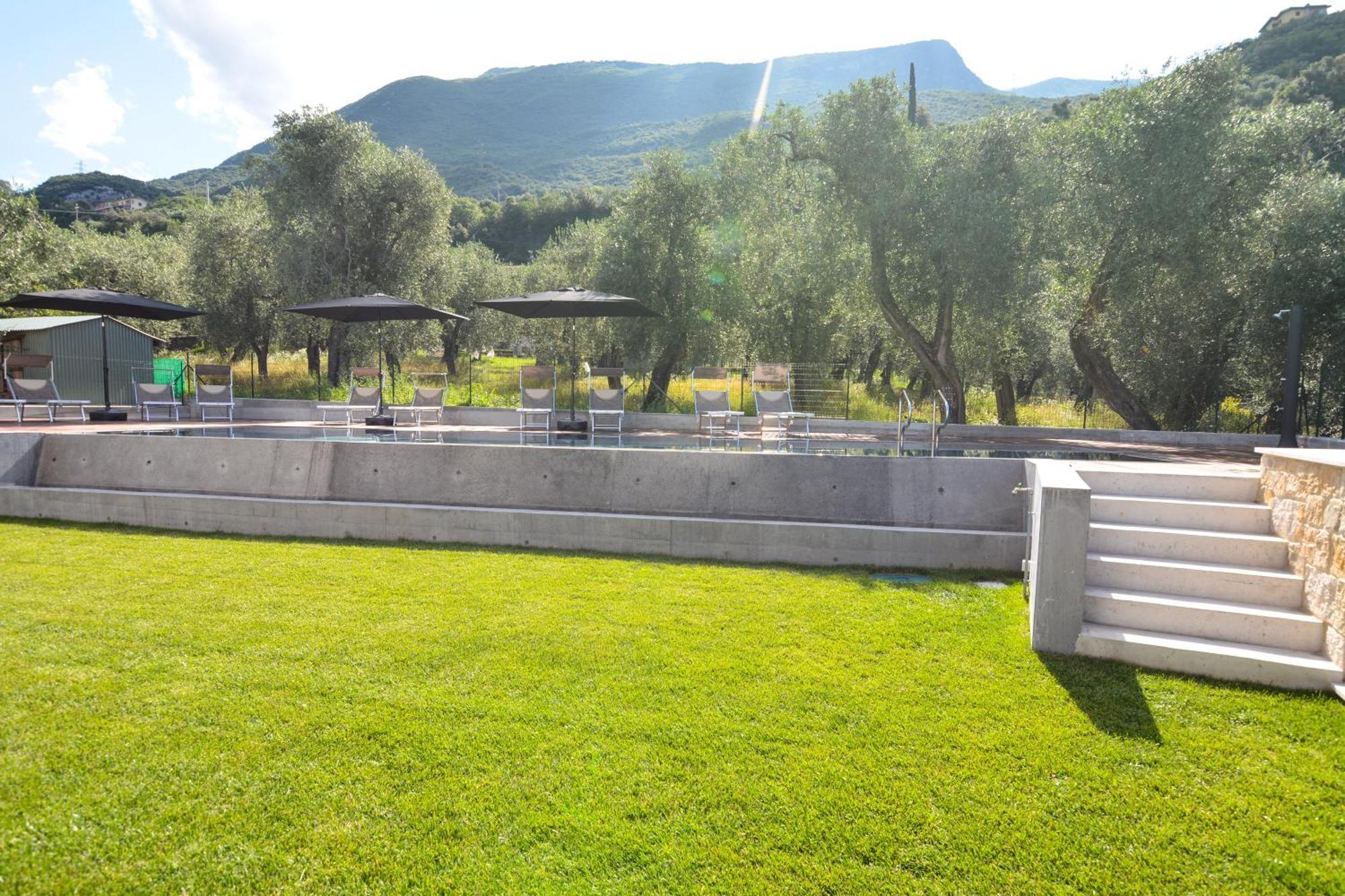 Olivo Luxury Apartments Malcesine Exterior foto