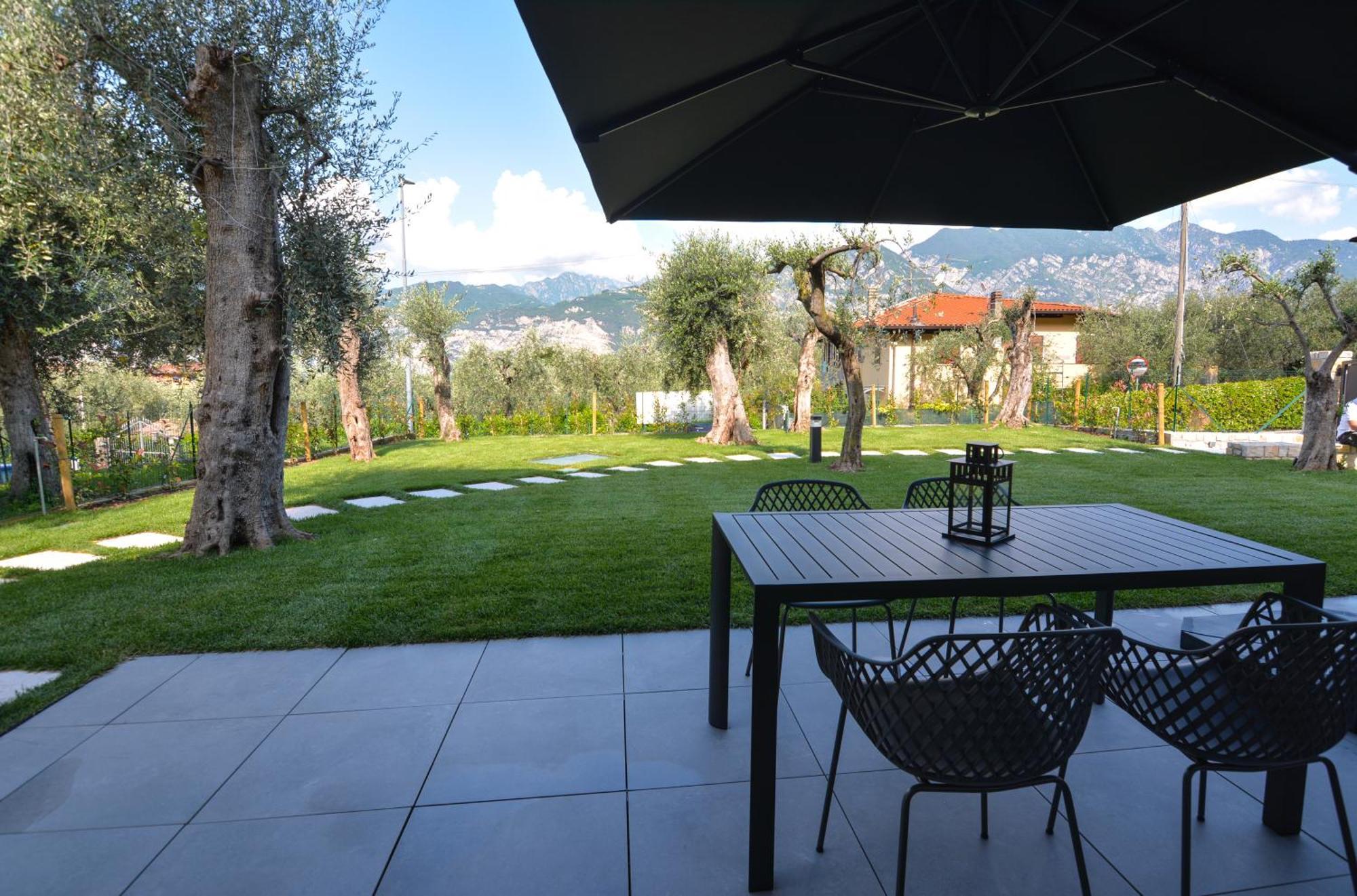 Olivo Luxury Apartments Malcesine Exterior foto